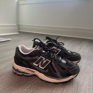 New Balance 1906D Protection Pack Black
